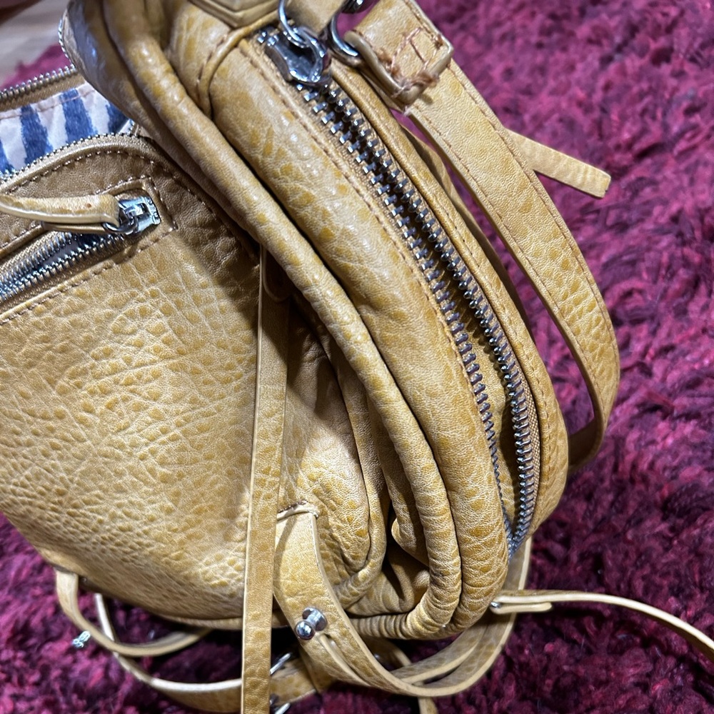 Leather warm yellow Urban Expressions over the shoulder purse/handbag.
